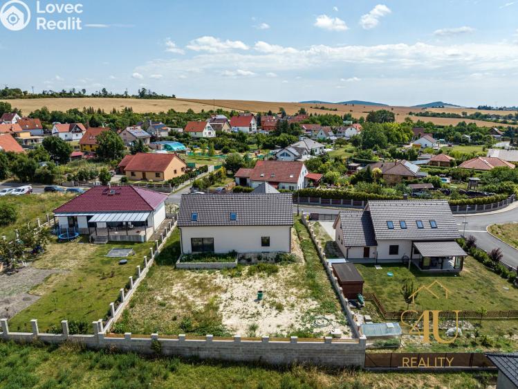 Продаж багатогенного будинку Trnovany č. 26