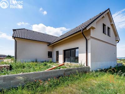 Prodej vícegeneračního domu Trnovany č. 4