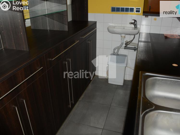Prodej komerční nemovitosti Karlovy Vary, Chebská č. 10