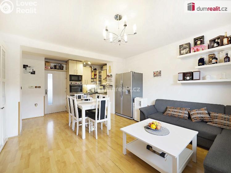 Продаж квартири 4+KK Praha-Dolní Chabry, Bolebořská č. 6