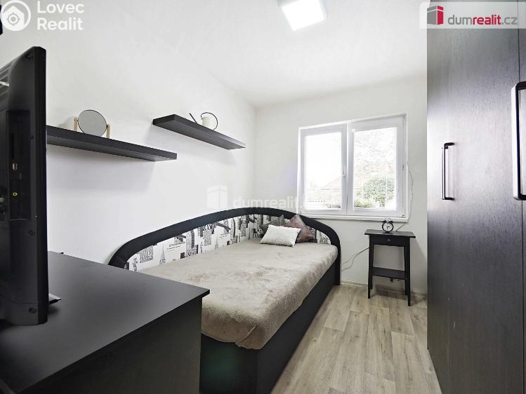 Продаж квартири 4+KK Praha-Dolní Chabry, Bolebořská č. 10