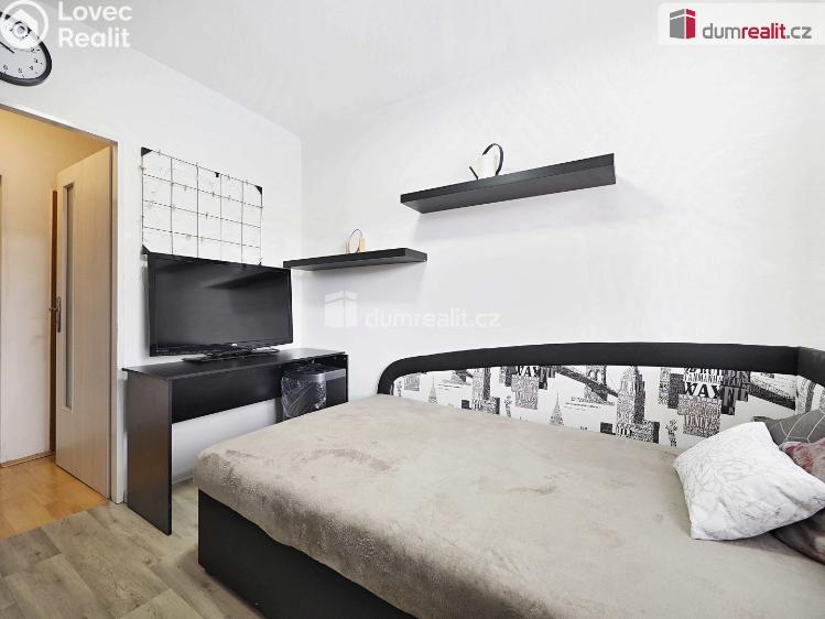 Продаж квартири 4+KK Praha-Dolní Chabry, Bolebořská č. 11