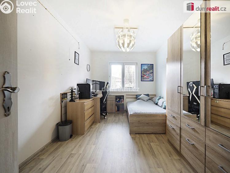 Продаж квартири 4+KK Praha-Dolní Chabry, Bolebořská č. 13