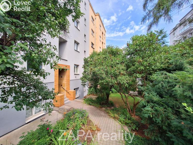 Pronájem bytu 2+KK Praha, Nad Kajetánkou č. 15