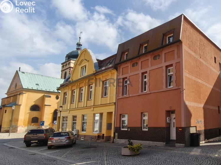 Продаж багатоквартирного будинку Jirkov, Chomutovská č. 18