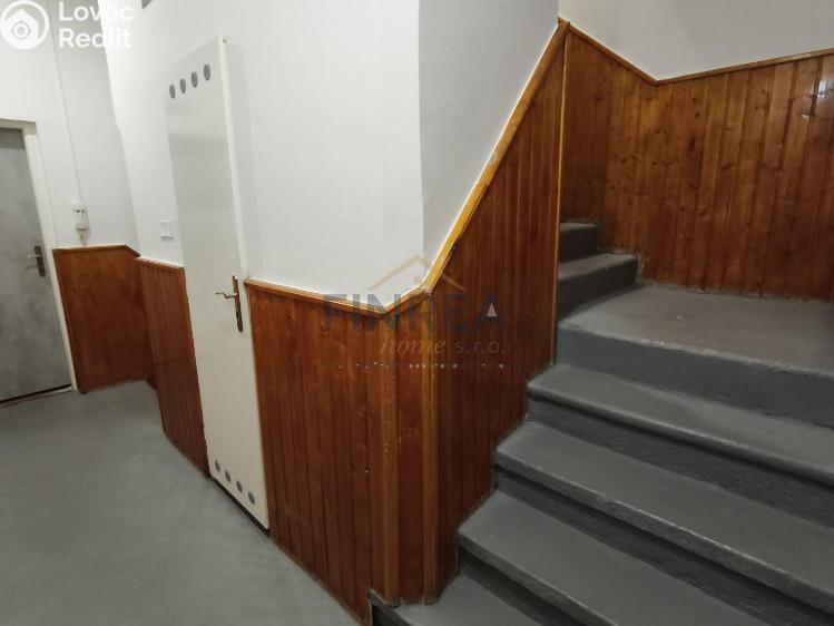 Продаж багатоквартирного будинку Jirkov, Chomutovská č. 16