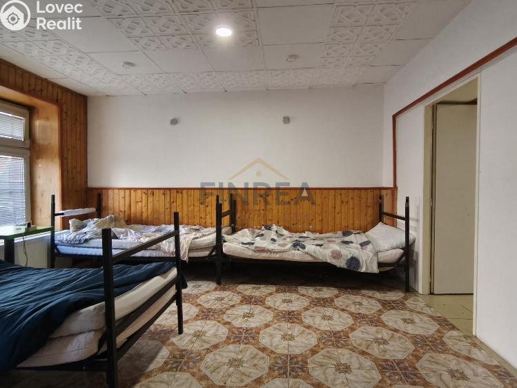 Prodej činžovního domu Jirkov, Chomutovská č. 11