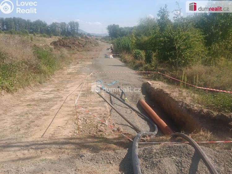 Prodej stavebního pozemku Ostrov č. 7