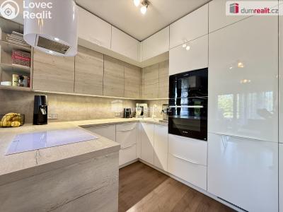 Продаж квартири 3+KK Praha 15, Mantovská č. 2