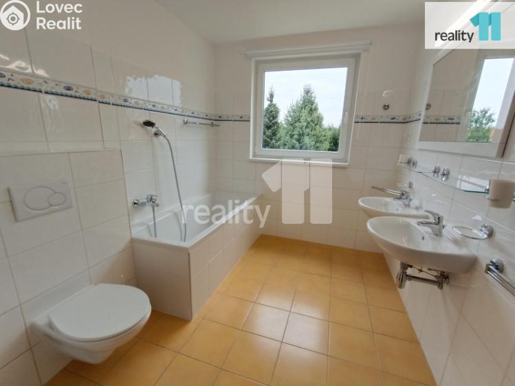 Pronájem rodinného domu Praha-Satalice, Menšíkova č. 17