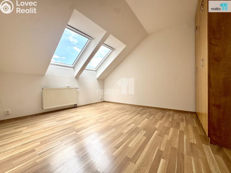 Pronájem rodinného domu Praha-Satalice, Menšíkova č. 20