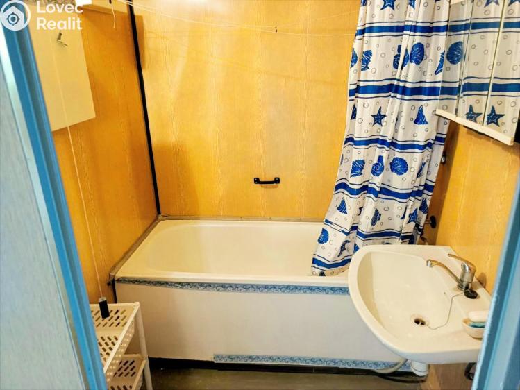 Prodej bytu 3+1 Praha, Španielova č. 12