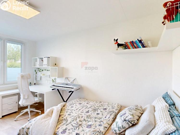 Prodej bytu 3+1 Praha, Skuteckého 1382/10 č. 7