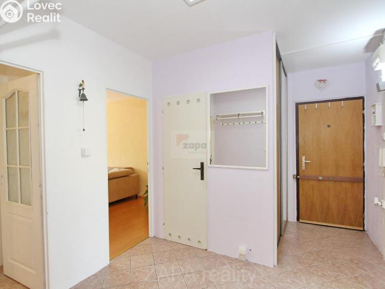 Prodej bytu 3+1 Praha, Skuteckého 1382/10 č. 15