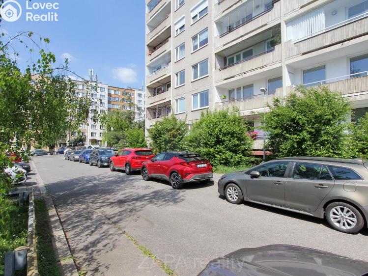 Prodej bytu 3+1 Praha, Skuteckého 1382/10 č. 19