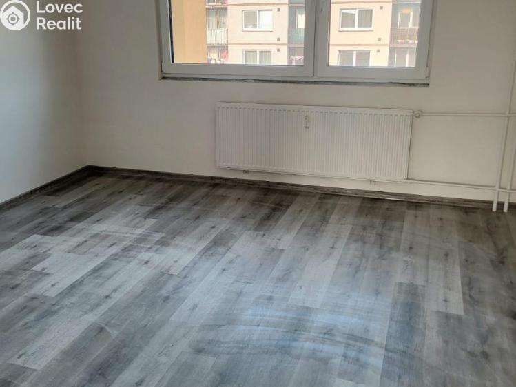 Pronájem bytu 3+1 Děčín, V Sídlišti 390 č. 8