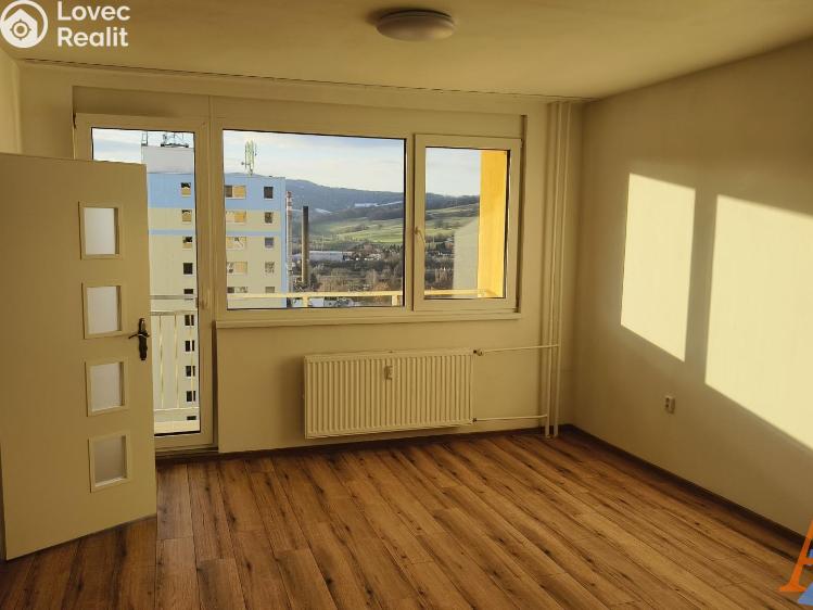 Pronájem bytu 3+1 Děčín, V Sídlišti 390 č. 1