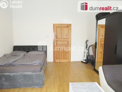 Rent apartment 1+1 Praha 5, Nádražní č. 4