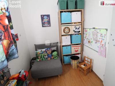 Sale apartment 3+1 Rotava, Sídliště č. 5