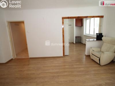 Sale apartment 2+1 Habartov, Okružní č. 2