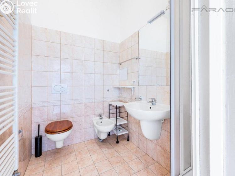 Pronájem bytu 2+KK Praha, Na bělidle č. 2