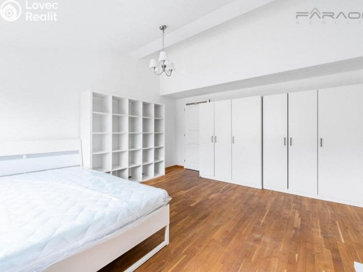 Pronájem bytu 4+KK Praha, Na bělidle č. 7