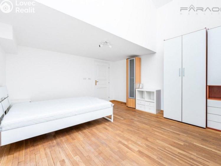 Pronájem bytu 4+KK Praha, Na bělidle č. 9