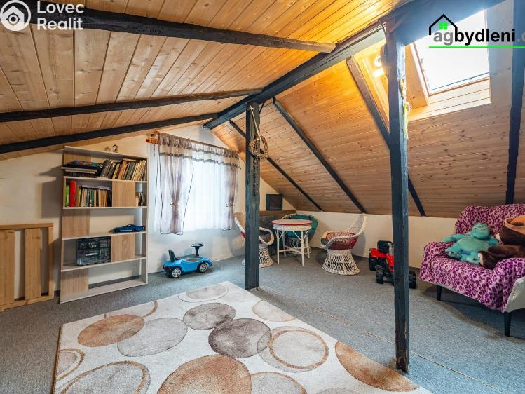 Sale hut Dobřív č. 15