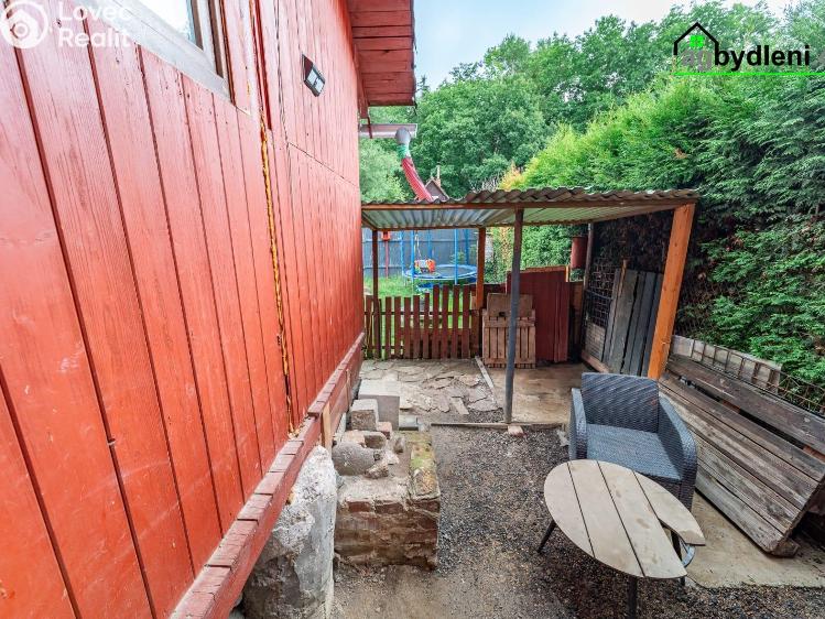 Sale hut Dobřív č. 23