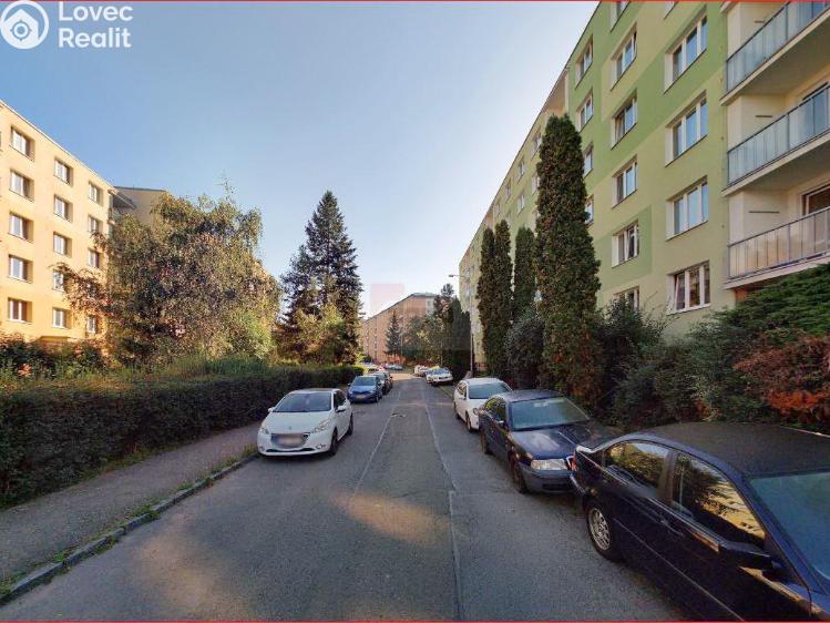 Pronájem bytu 2+KK Praha, Bělinského 962/3 č. 16
