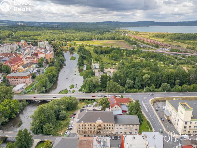 Prodej komerční nemovitosti Sokolov, Nádražní č. 9