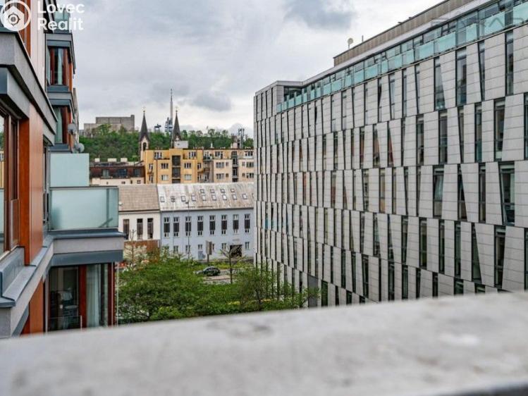Pronájem bytu 2+KK Praha, Rohanské nábřeží č. 18