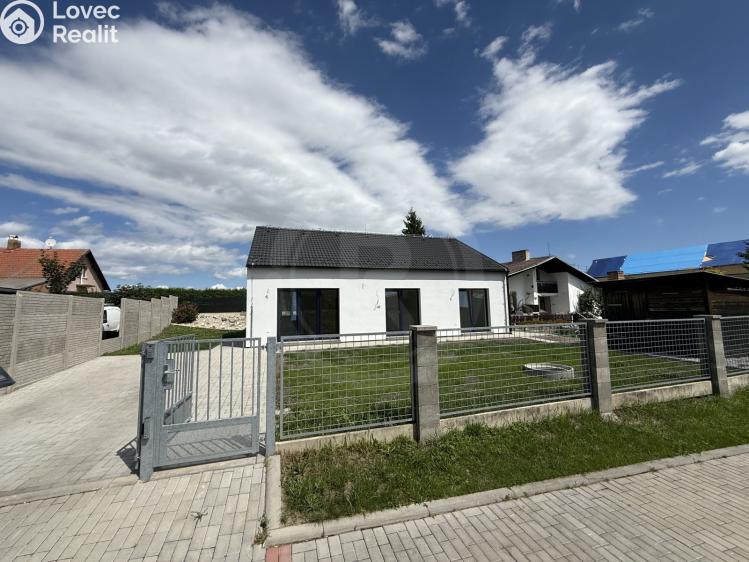 Prodej rodinného domu Planá č. 38