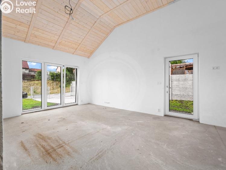 Prodej rodinného domu Planá č. 16