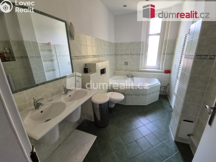 Prodej bytu 4+KK Karlovy Vary, Jugoslávská č. 15