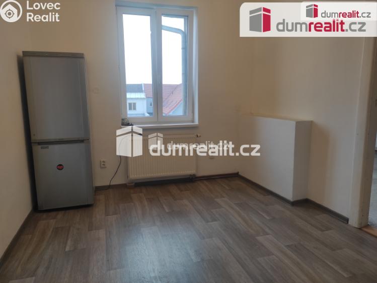 Pronájem bytu 3+1 Poděbrady, Na Valech č. 2