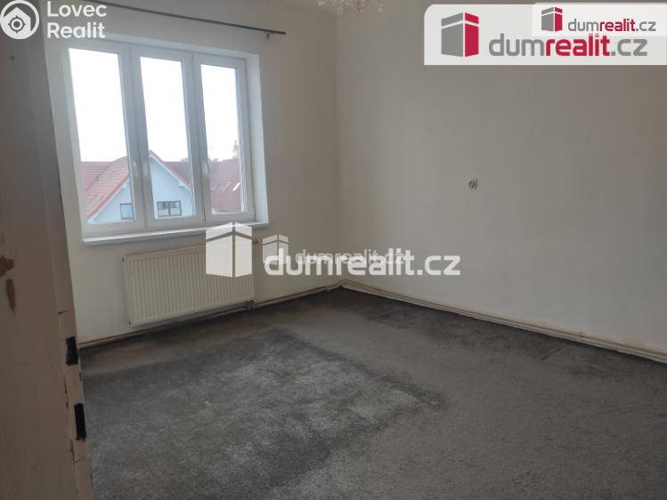 Pronájem bytu 3+1 Poděbrady, Na Valech č. 4