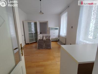 Pronájem bytu 3+1 Poděbrady, Na Valech č. 5