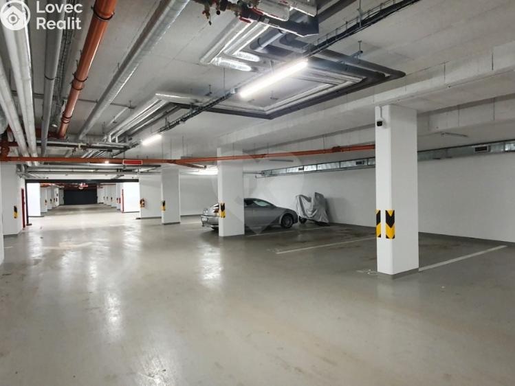 Pronájem bytu 3+KK Praha, Cukrovarnická č. 18