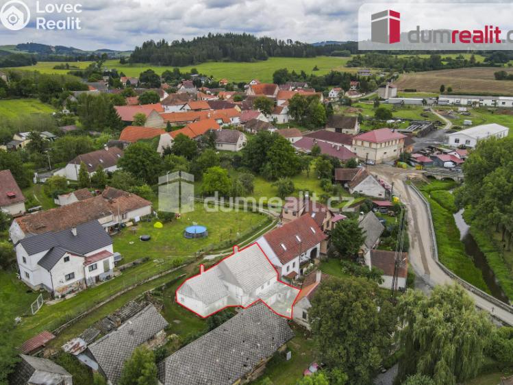 Prodej rodinného domu Žichovice č. 11