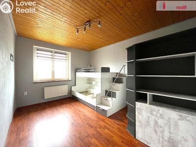 Sale apartment 3+1 Habartov, 1. máje č. 5