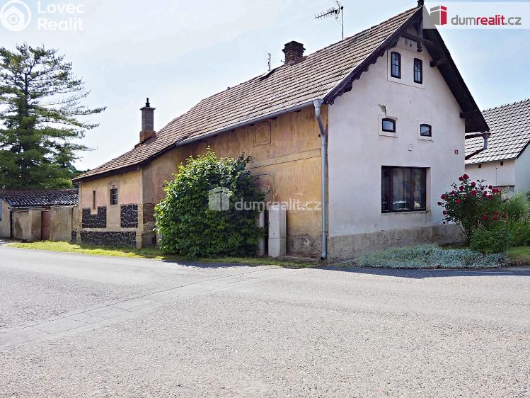 Prodej rodinného domu Děčany č. 5
