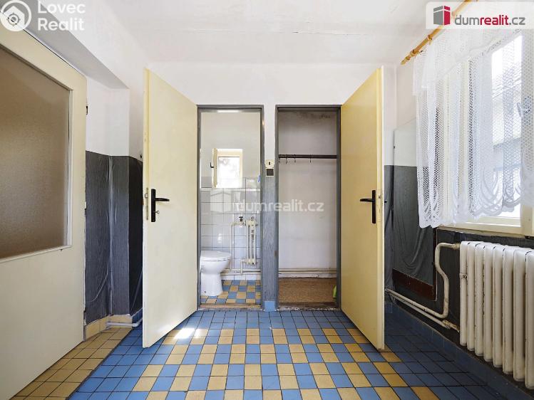 Prodej rodinného domu Děčany č. 14