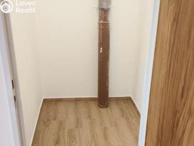 Pronájem bytu 2+1 Chomutov, Bezručova 4201 č. 5