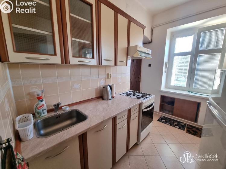 Pronájem bytu 2+1 Karlovy Vary, Rohová č. 1