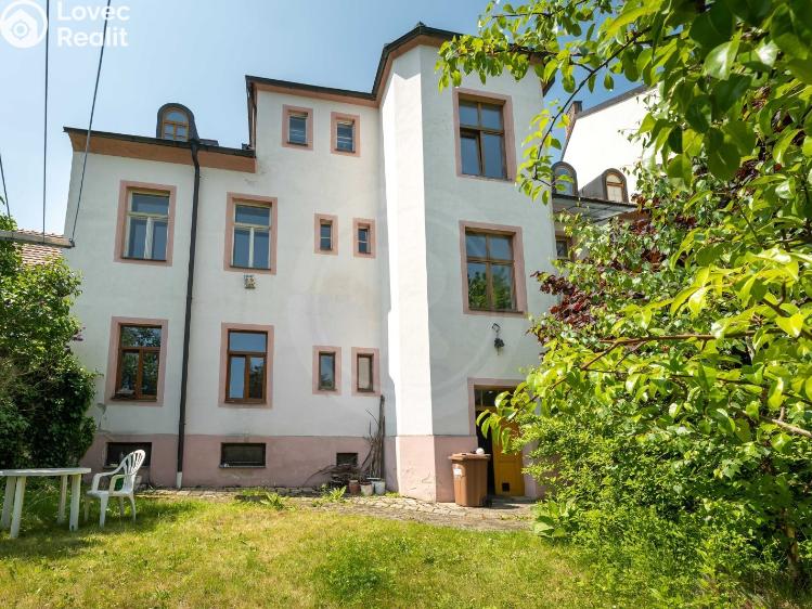 Sale apartment building České Budějovice, Na Sadech 2017/13 č. 2