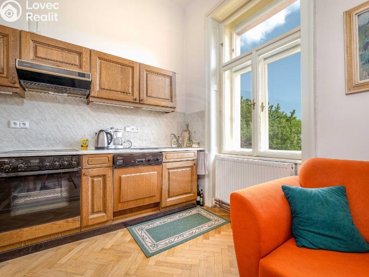 Sale apartment building České Budějovice, Na Sadech 2017/13 č. 10