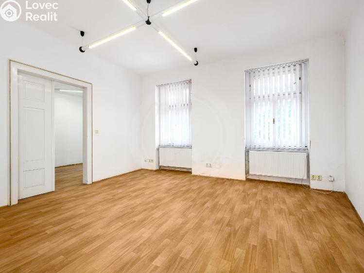 Sale apartment building České Budějovice, Na Sadech 2017/13 č. 28