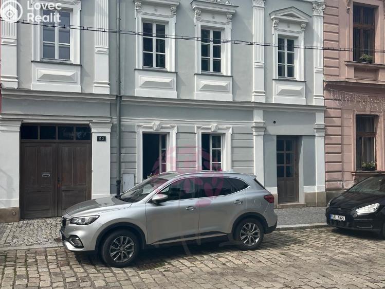 Rent restaurant Kostelec nad Černými lesy, náměstí Smiřických č. 9