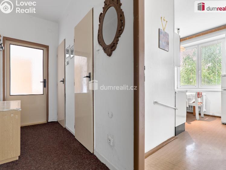 Prodej bytu 2+1 Karlovy Vary, Roháče z Dubé č. 6